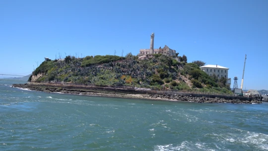 Trump chce znovu otevřít věznici Alcatraz. Podle kritiků jeho návrh nelze brát vážně