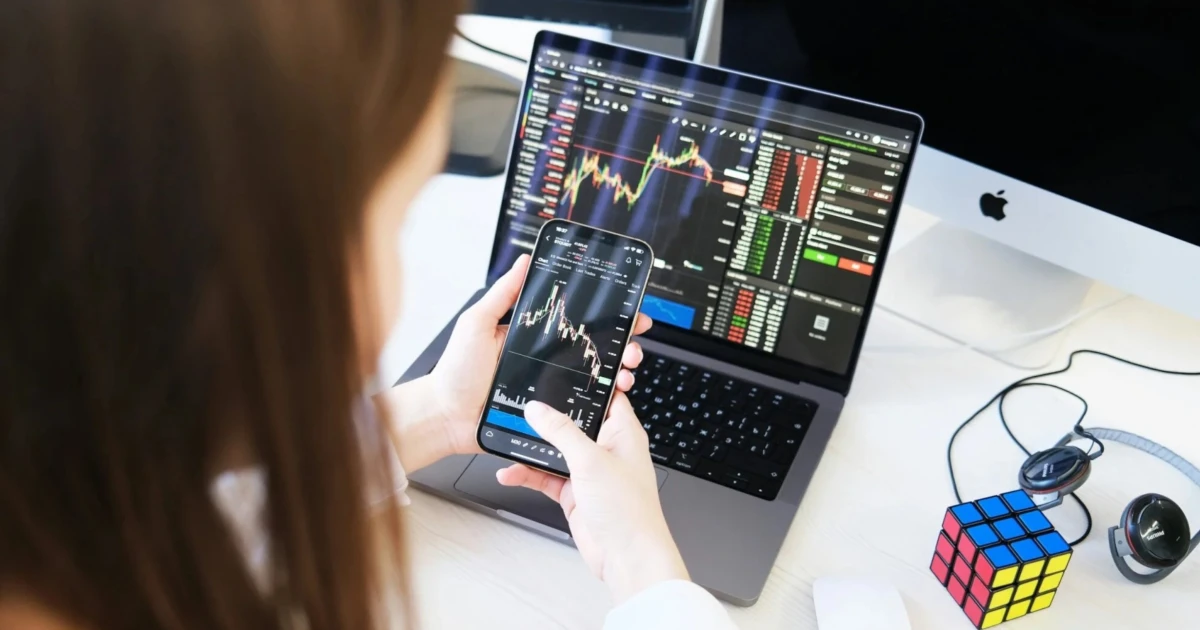 Když chytáte moc zajíců. Tři investiční přístupy, kvůli kterým zaručeně zchudnete