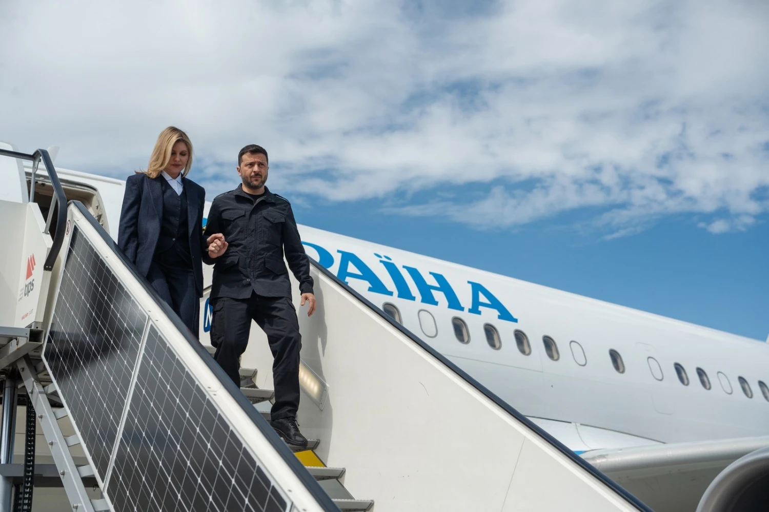 Česko dělá všechno pro to, aby zastavilo ruskou agresi, řekl Zelenskyj po jednání s Pavlem