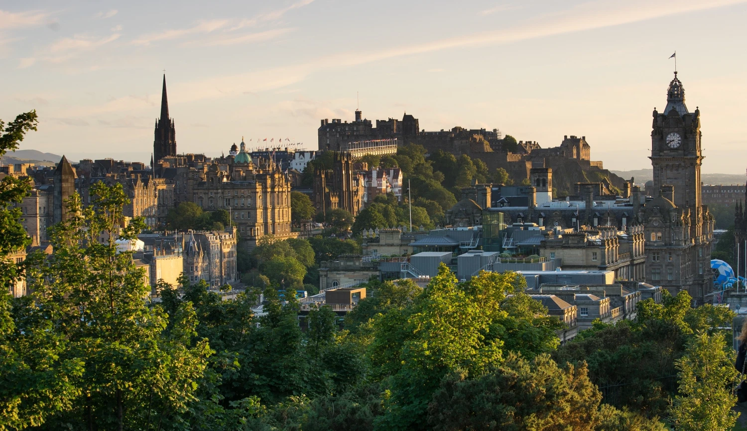 Guide to Edinburgh. Sen pro milovníky výšlapů i krásných scenerií