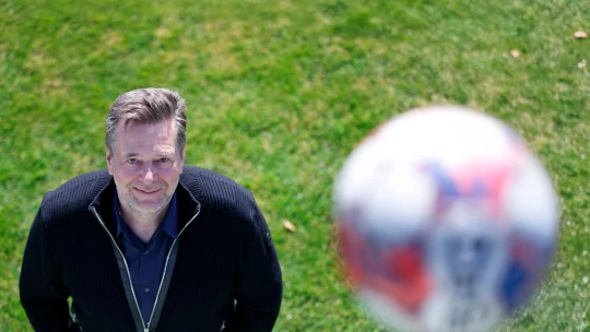 Miliardář Fait maže Líšeň. Ve fotbale chce uspět s novou značkou