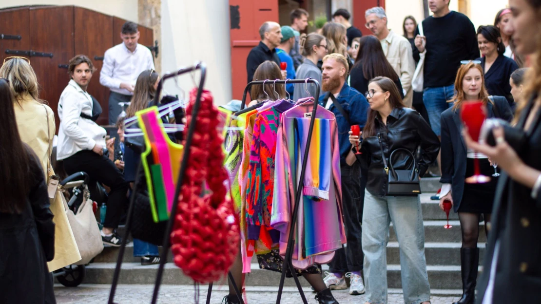 Řeznický vršek ožívá. Na Hradě vzniká místo pro české umělce, designéry i&nbsp;bleší trhy