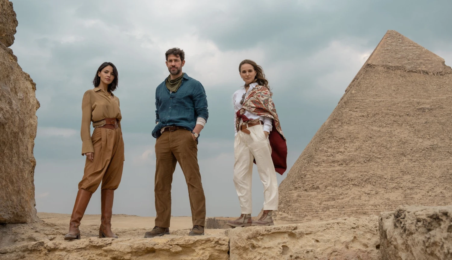 Guy Ritchie si natočil svého Indiana Jonese. Pramen mládí by ale potřeboval spíš on