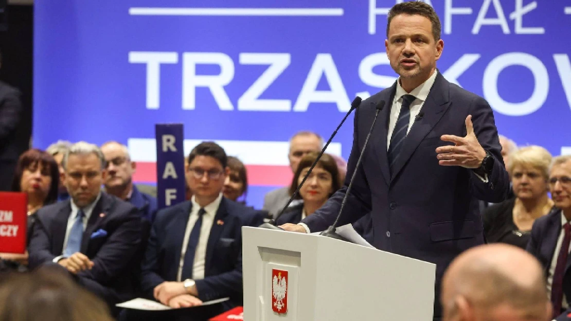 V Polsku začínají prezidentské volby. O funkci se uchází třináct kandidátů