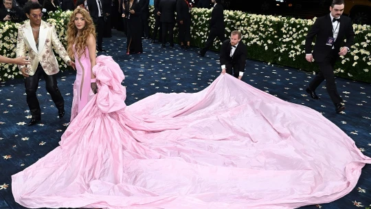 Met Gala ukázalo luxus v recesi a miliardáře bez vkusu