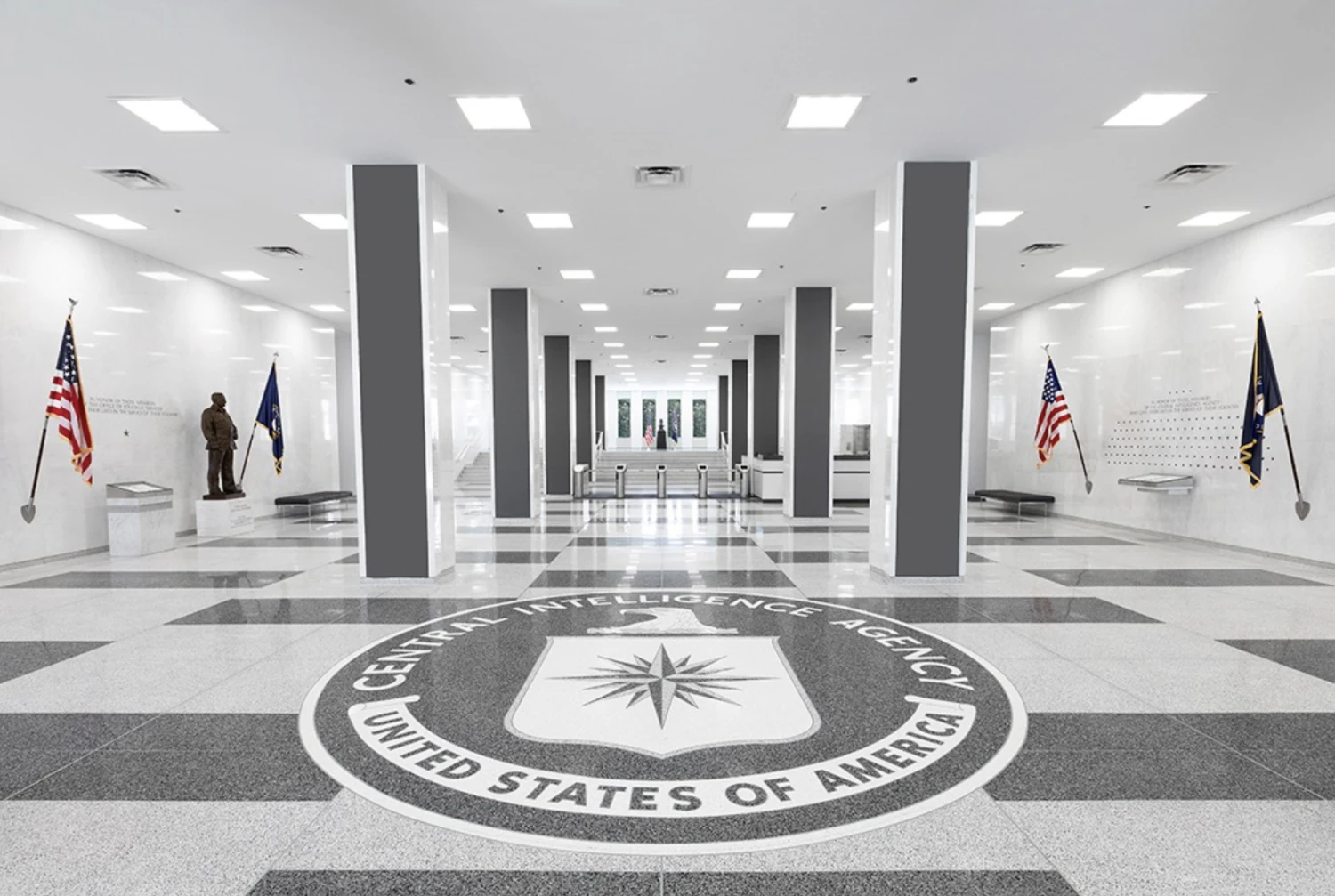 Trump chystá škrty i ve zpravodajských službách. CIA chce zeštíhlit o 1200 lidí