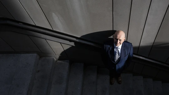 Passerinvestu klesl zisk o&nbsp;tři čtvrtiny, tržby ale rostly. Skupina plánuje miliardové investice