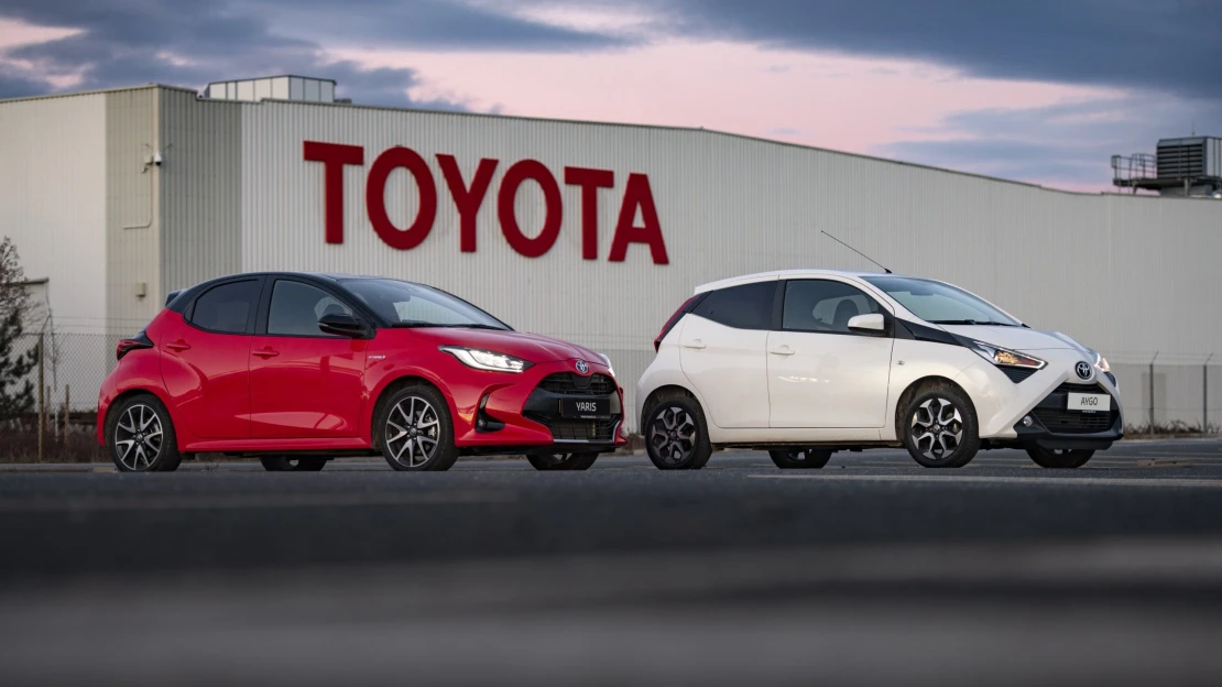 Konec výroby čistě benzinových motorů. Kolínská Toyota přechází na výrobu pouze hybridních vozů
