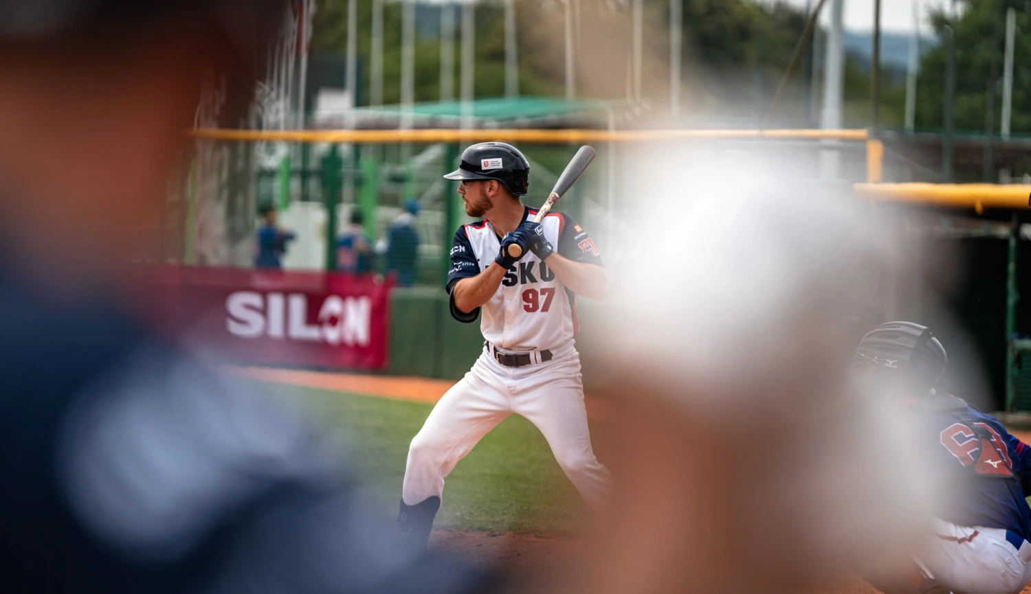 Vzal si dovolenou a na hřišti školil hvězdy. Ondřej Satoria pobláznil baseballový svět