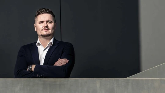 Nakupujete u něj všichni, jen o tom nevíte. Celé je to o emocích, říká Bárta z Bakofu