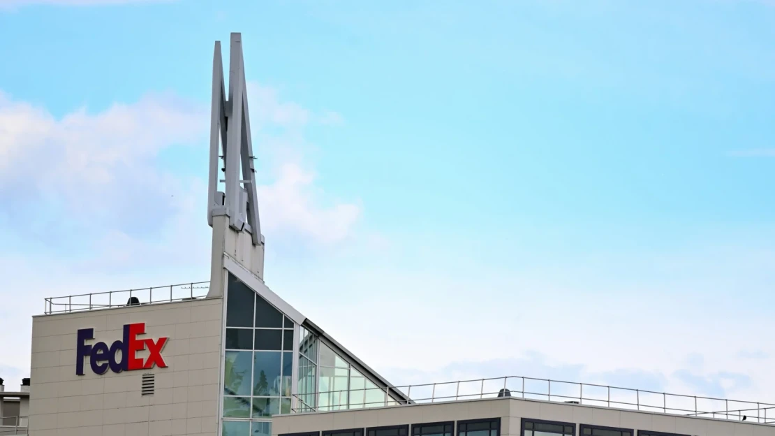 FedEx podal žalobu požadující kompenzace za Trumpova cla, která zrušil soud