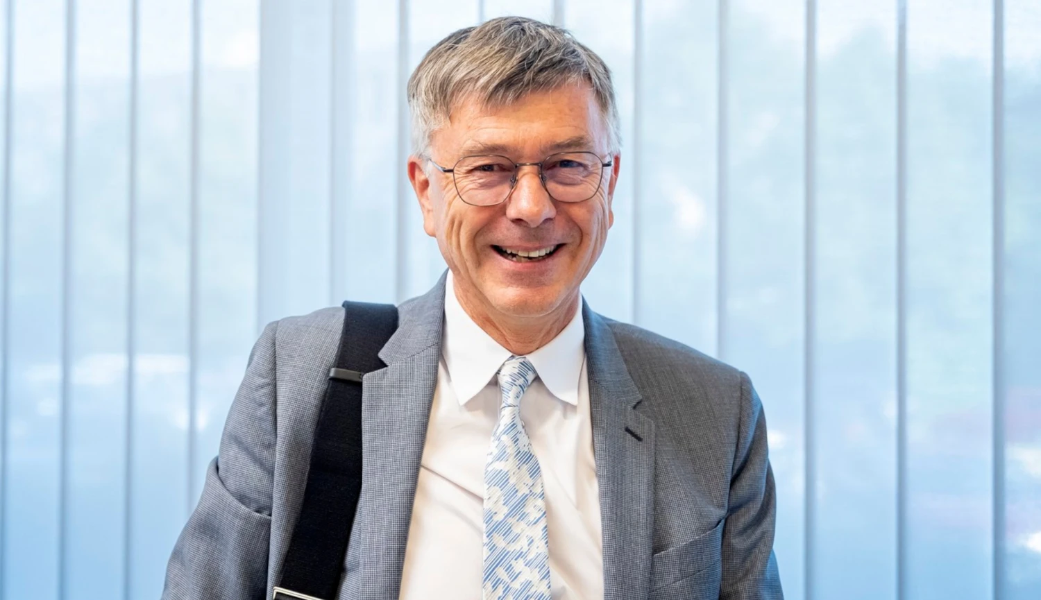 Novým šéfem České televize je Hynek Chudárek. Plánuje zredukovat její vedení