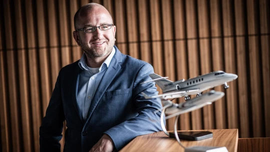 Sázka na voňavý luxus v&nbsp;oblacích. Elio Jet během prvního roku utržil čtvrt miliardy