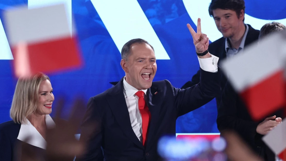 Konzervativec s levicovými sny. Co přinese nástup nového polského prezidenta?