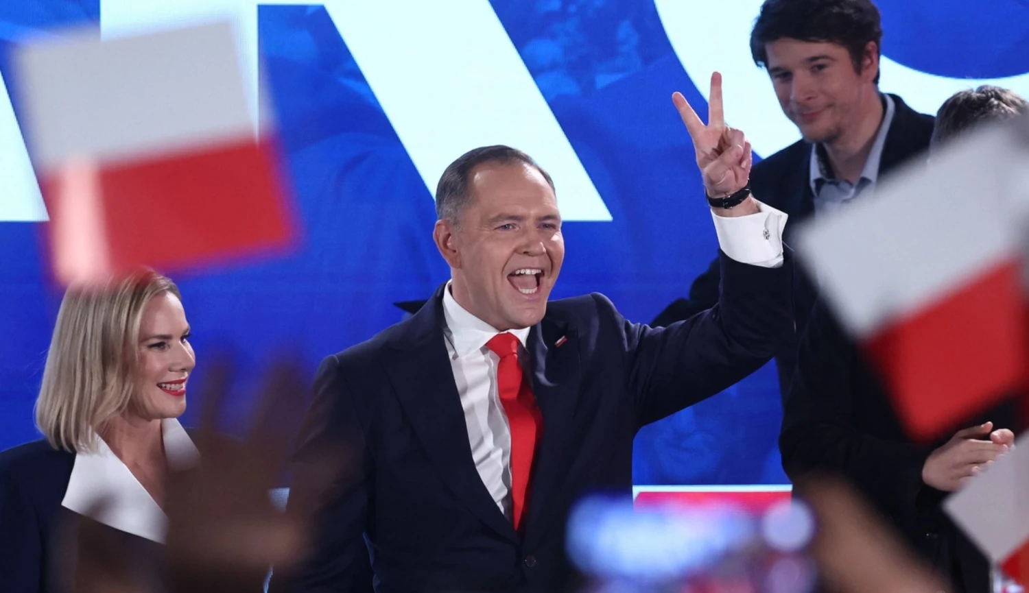 Konzervativec s levicovými sny. Co přinese nástup nového polského prezidenta?