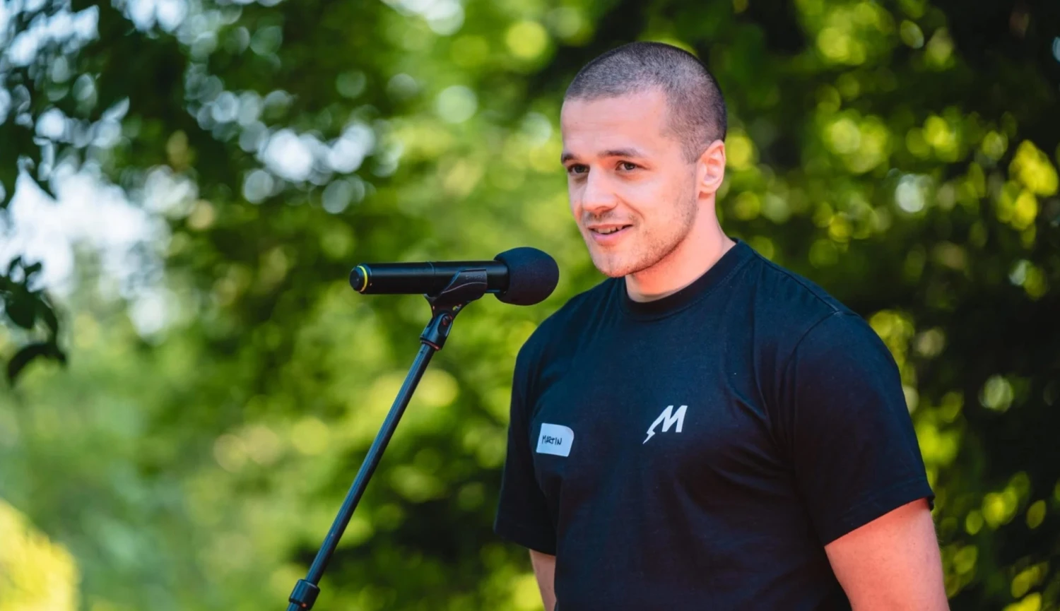 Po dědovi zbyla jen dodávka. Vnuk vzkřísil firmu a do třiceti chce utržit miliardu