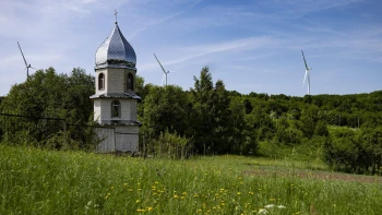 Globálně největší investice na Ukrajinu. Komárkovy větrníky se točí ve zlých časech