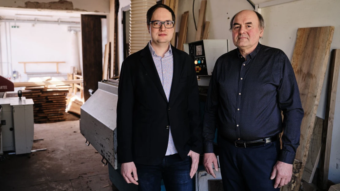 Tradiční dílna, nový dech. Rodina Kaplanových míří s nábytkem do světa designu