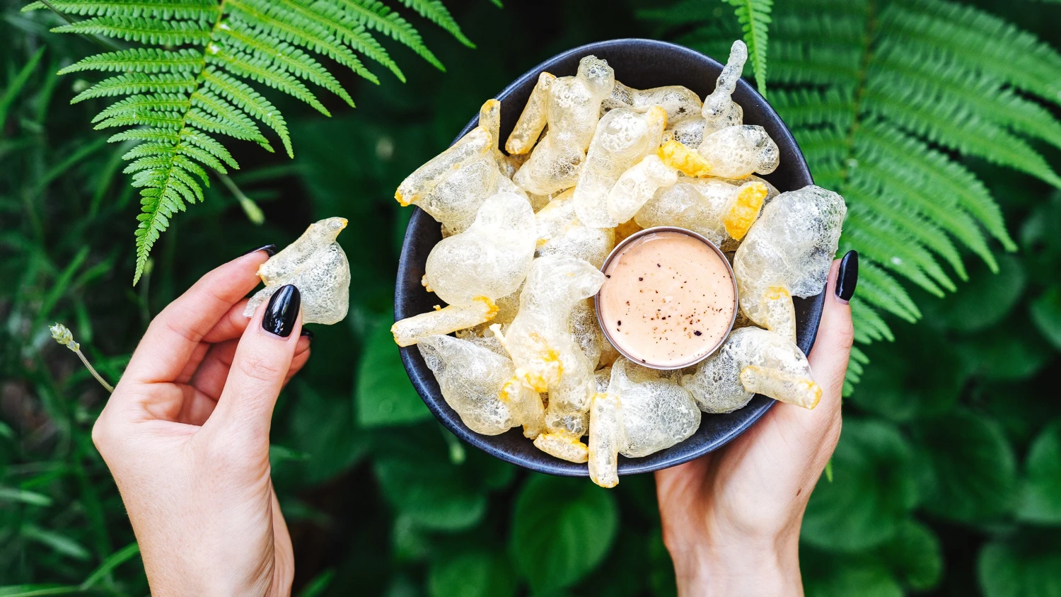 Žádný tuk & plno bílkovin. Sýrové chipsy k pivu i při dietě