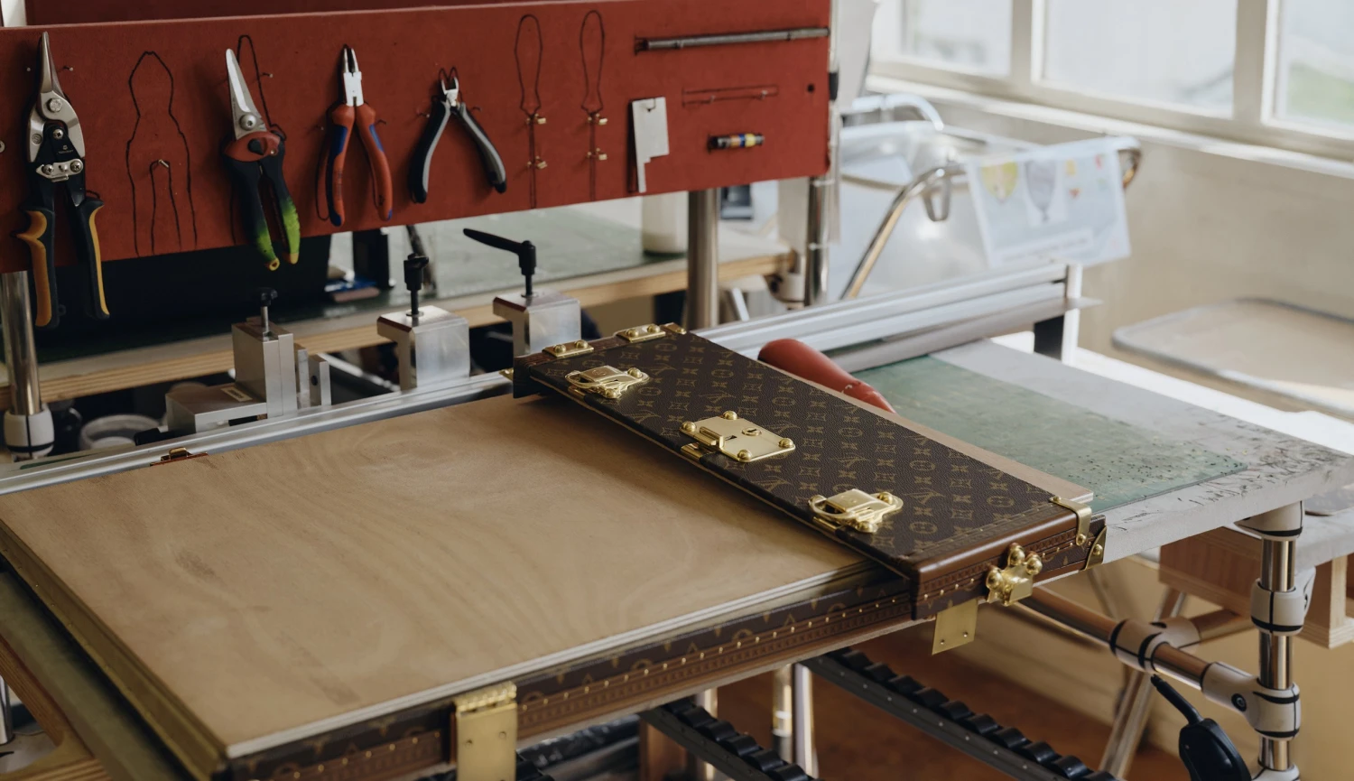 V srdci kufru Louis Vuitton. Na návštěvě místa, kde se zrodil symbol úspěchu