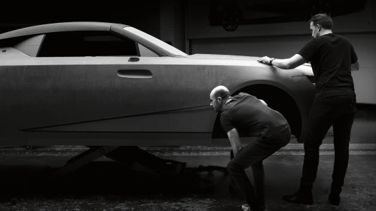 Auto, které se objednává jako umělecké dílo. Vzhůru pro Rolls-Royce!
