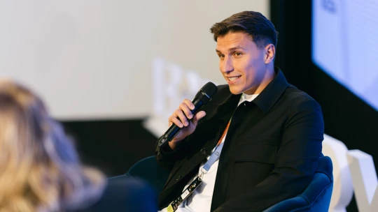 Obuli jsme Botas a&nbsp;Škodu do jedněch bot, říká Vít Staněk o&nbsp;nové spolupráci značek