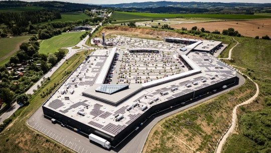 Investice za 1,5 miliardy. ZDR Investments kupuje jeden z největších retail parků v Česku