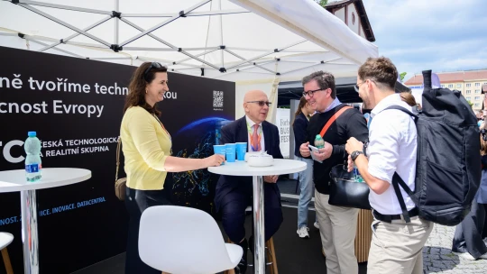 Šelepova technologická skupina TTC kupuje firmu Ayudate, která se zaměřuje na vlakové zabezpečovače