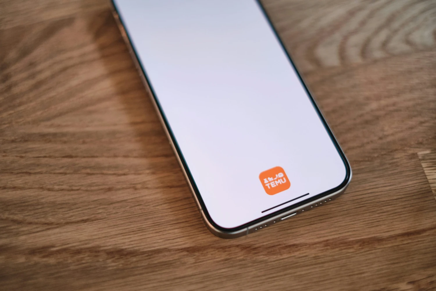 Poslední Vánoce? Levné balíčky z Asie změnily naši e-commerce, brzy ale zdraží 