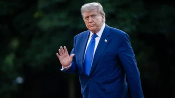 Bolavá cla. Ukradl Trump své zemi Vánoce?