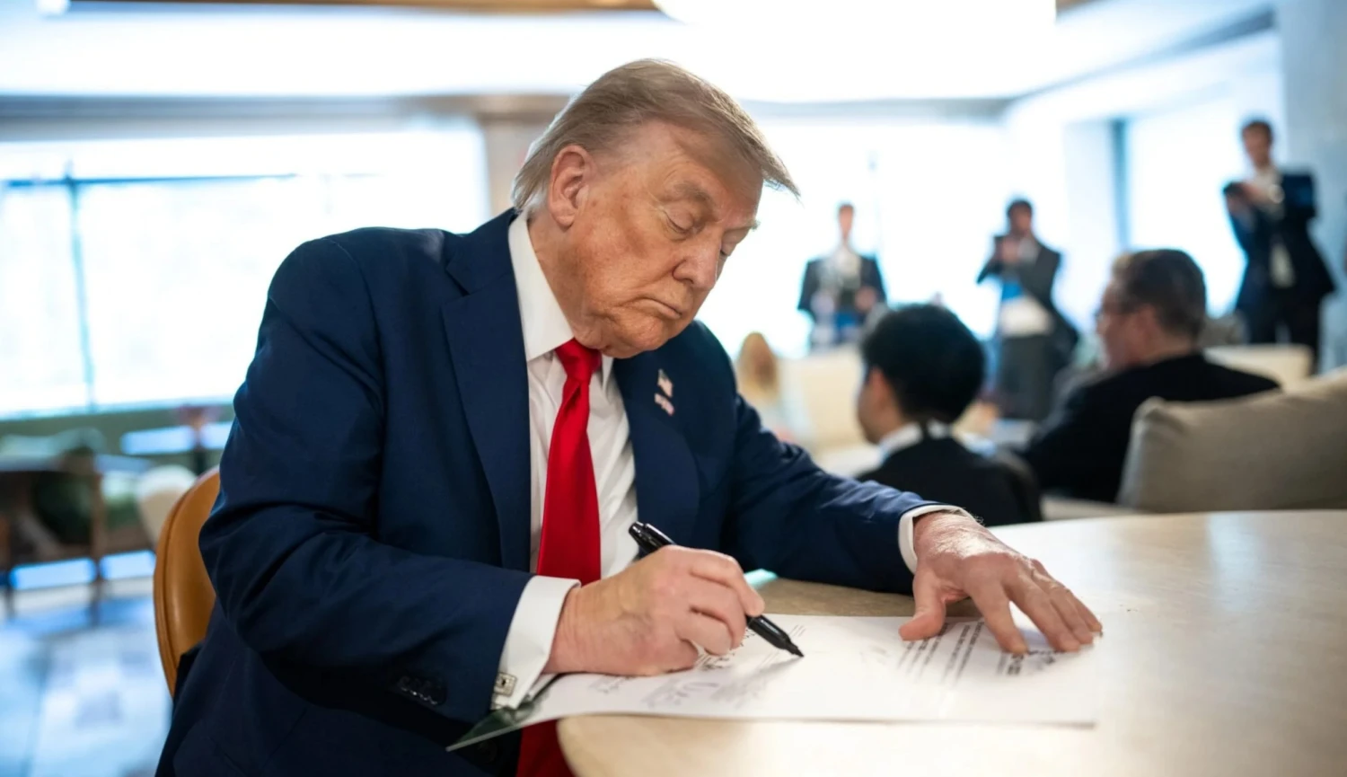 Investiční poradce Trump. Kolik vydělali ti, kteří poslechli jeho rady?