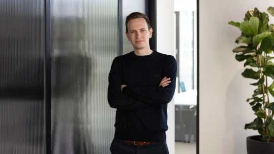 Navrhuje nejpřátelštější kanceláře. Teď se architekt Antal pustí do developmentu