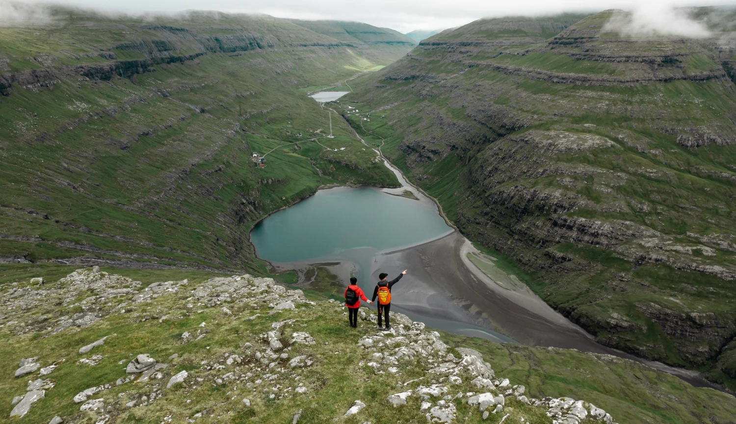 I cesta může být byznys. Kolik si vydělají přední čeští travel influenceři?