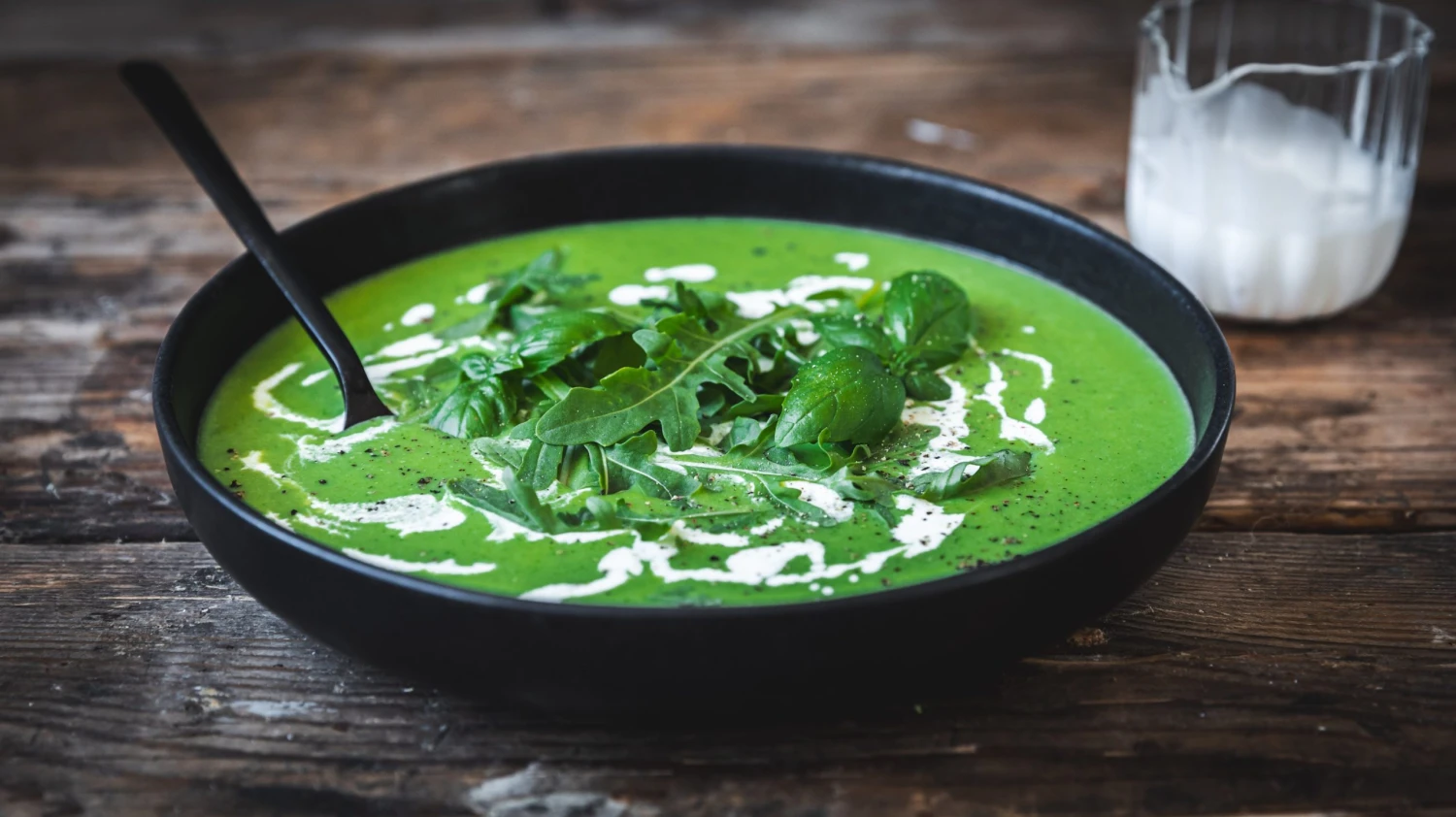 Bramborová polévka, co vytáhne rukolu ze salátu