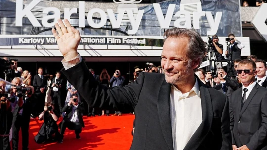 Ještěže nejsem Tom Cruise, řekl velký herec malých rolí Peter Sarsgaard