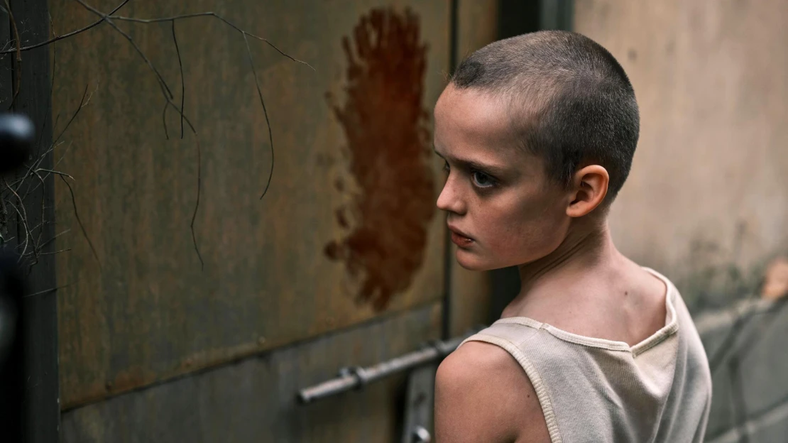 Bývalí youtubeři se v hororu pokoušejí vrátit ke zmaru Děsivého dědictví