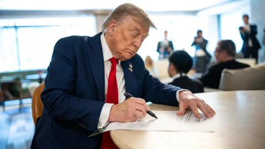 Trump podepsal velký krásný zákon. V&nbsp;pondělí začne zasílat dopisy zemím