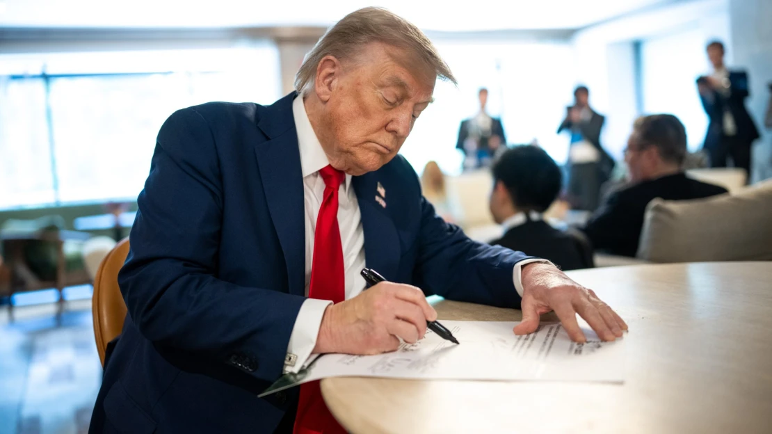 Trump podepsal velký krásný zákon. V pondělí začne zasílat dopisy zemím