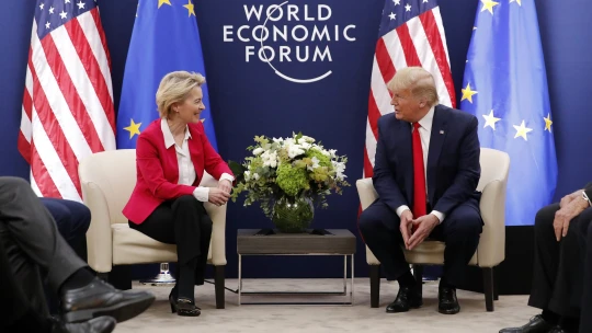 Trump vyjednal výhodu pro americké automobilky. Do Evropy budou mít cla jen 2,5 procenta