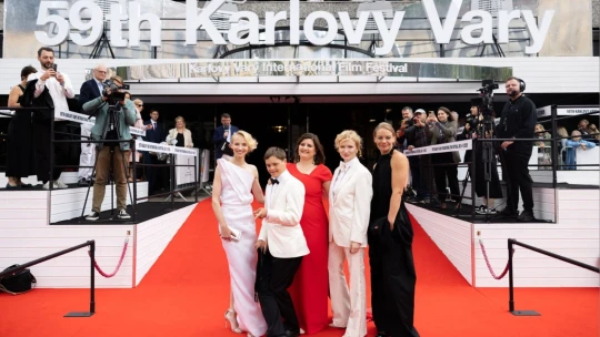 Úchvatná Plodková a dechberoucí šaty Borise Krále. Jaké byly Vary očima stylistky?