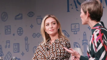 Lady Bumble. Vymyslela název pro Tinder a prorazila ve světě, který ovládají muži