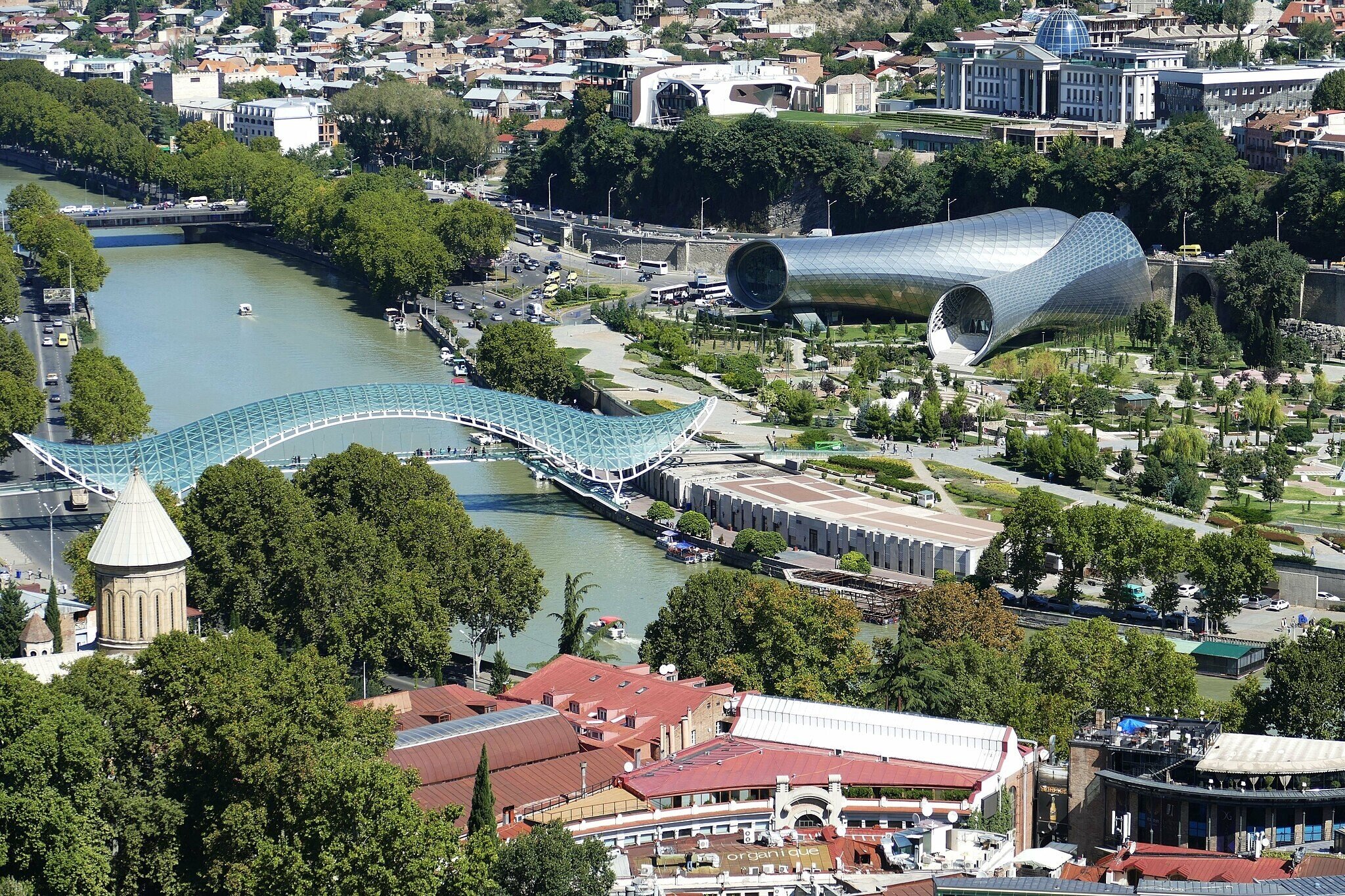 Most míru v Tbilisi