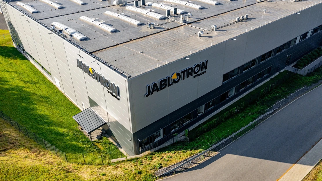 Dědkovu Jablotronu klesly tržby i zisk, chce nadále inovovat a rozšiřovat sortiment