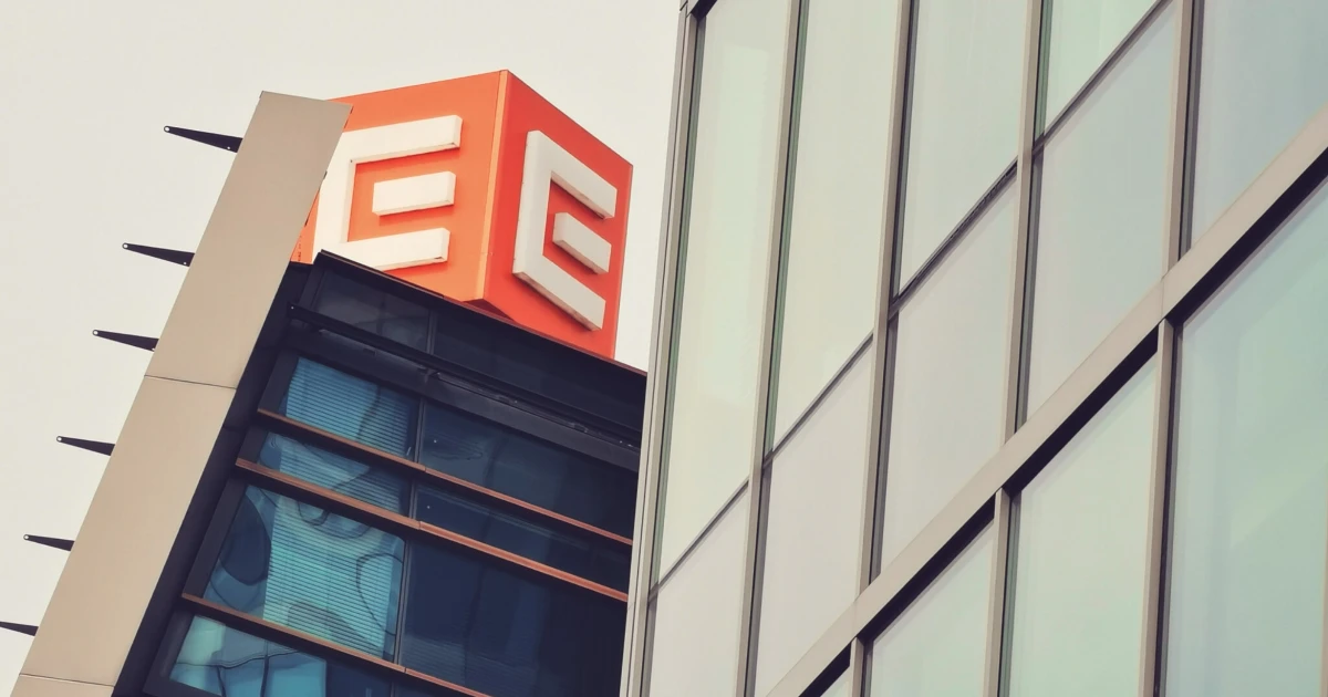 ČEZ od ledna zlevní elektřinu a plyn 1,6 milionu zákazníků