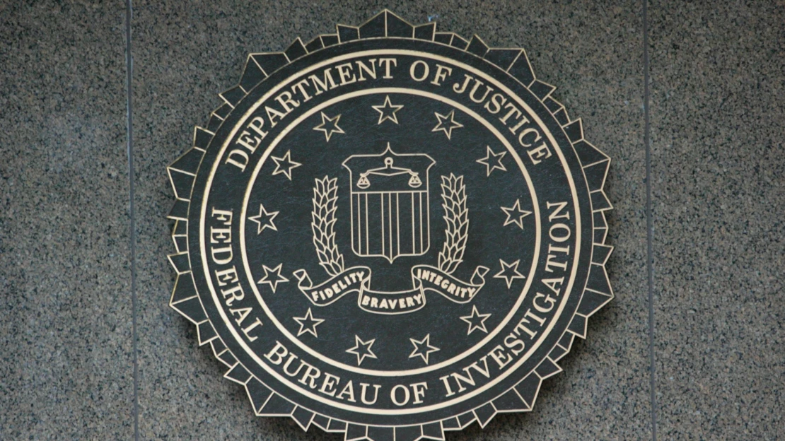 Ranní výběr: FBI má tým na sociální sítě!