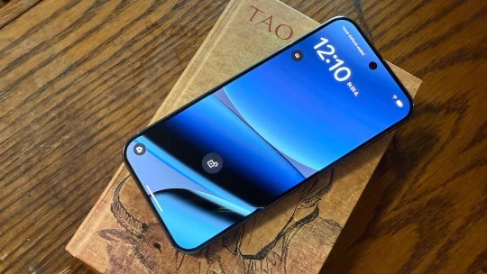 Google Pixel 10 Pro XL versus loňský model. Jak dopadlo jejich srovnání?