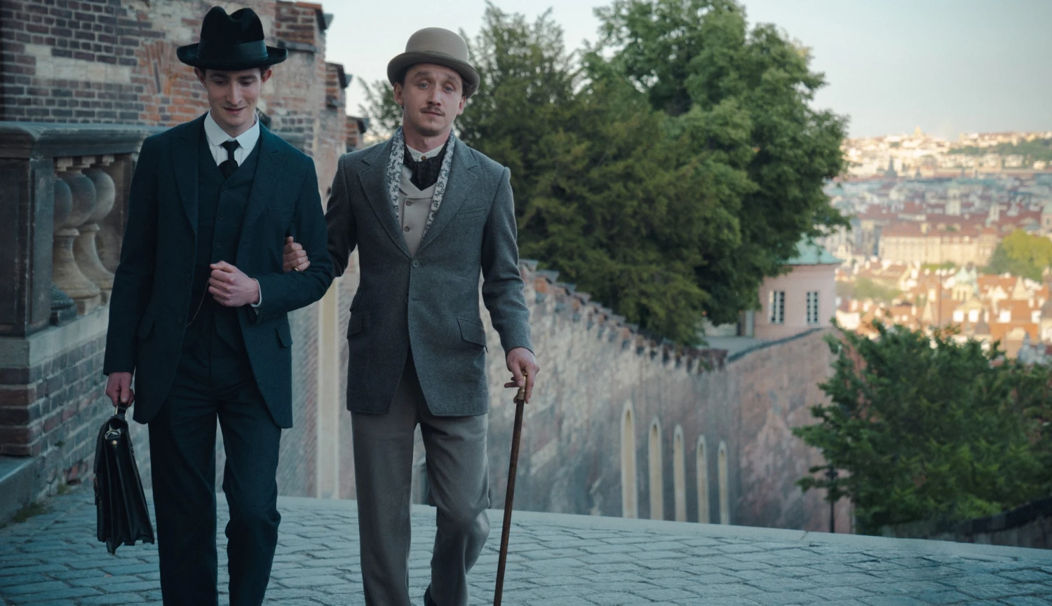 Kafka v barvě noční oblohy. Jak se tvoří kostýmy pro film Franz?