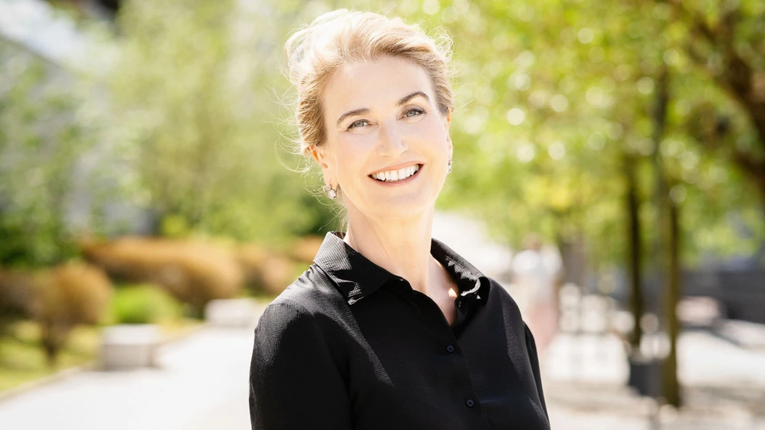 Z Paříže vozila do Česka novou módu. Dnes zakládá školy pro budoucí lídry