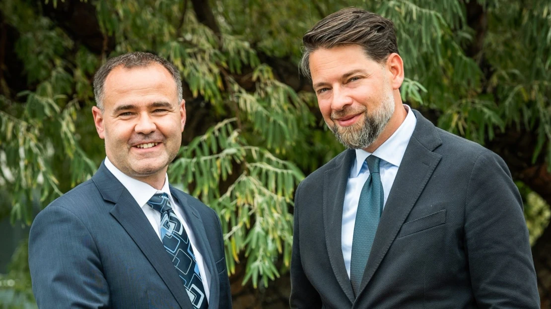 Eversheds Sutherland rozšiřuje pražskou základnu. Spojuje síly s Kropáček Legal