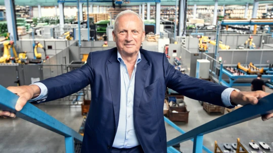 Otevíráme školu a budujeme nový Agrostroj v USA, říká miliardář Stoklásek